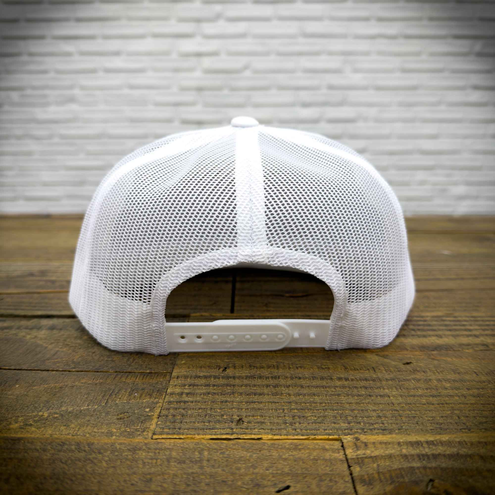 Glendale Harley-Davidson¨ White Love Ride¨ 34 Camo Trucker Back