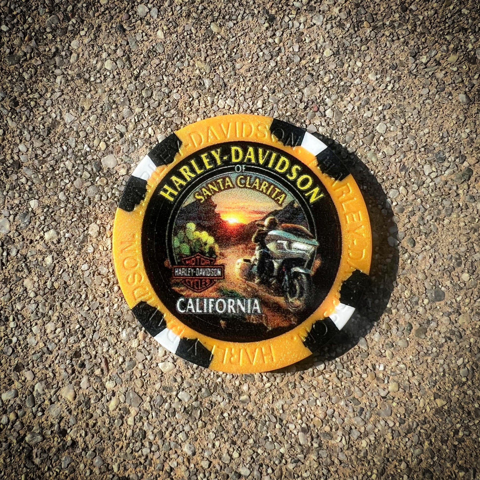 Santa Clarita Harley-Davidson® Gold Random Color Poker Chip Front